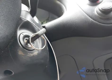 2005 Honda Civic Vp from USA, damaged, VIN 2HGES16385H586474